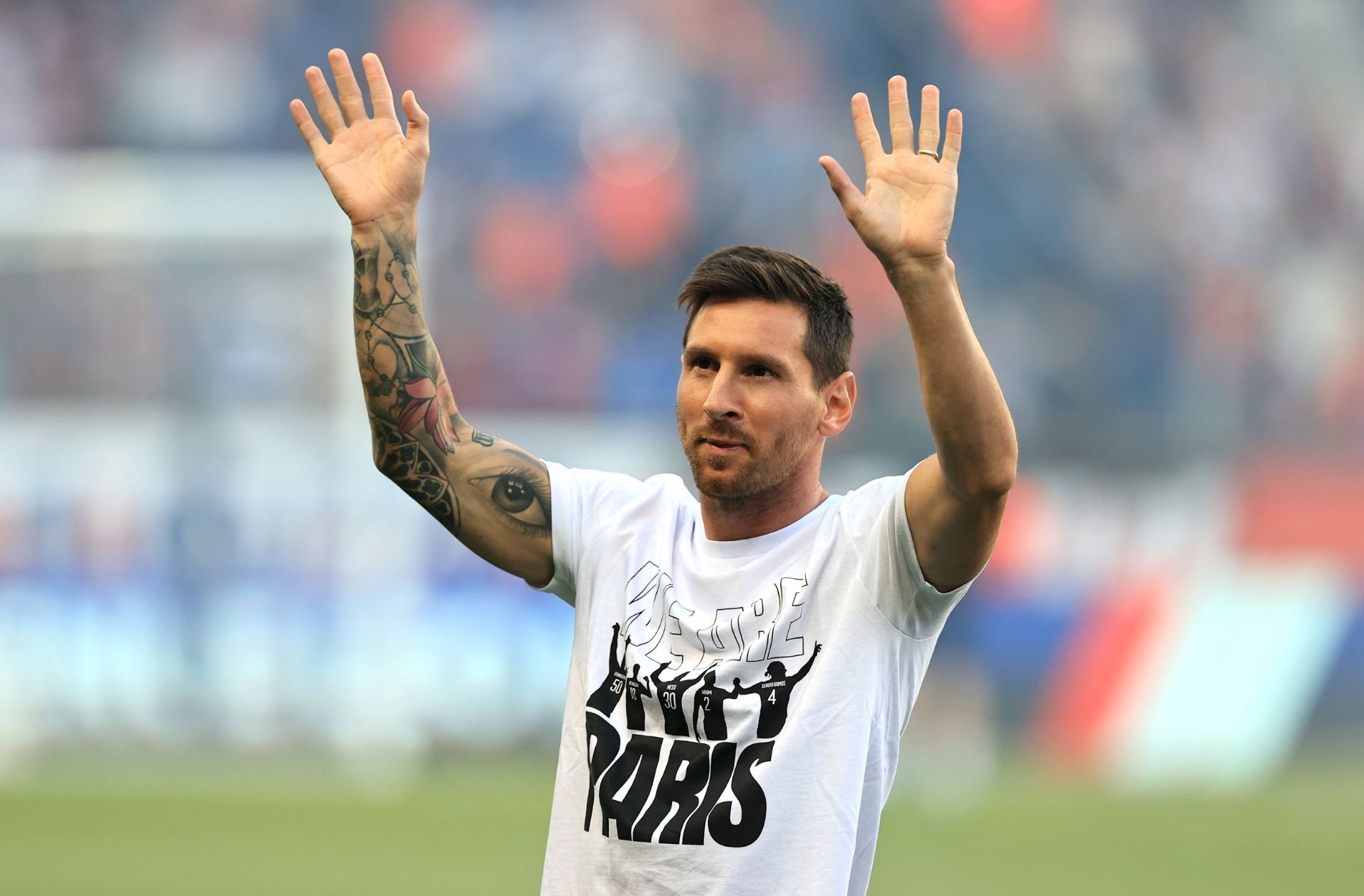 Messi hails 'incredible' reception as PSG unveil all 5 summer signings
