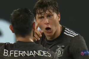 Bruno Fernandes og Victor Lindelöf, Manchester United