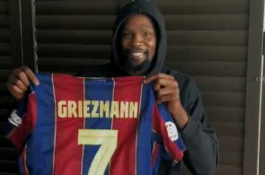 Kevin Durant med Griezmann-trøje