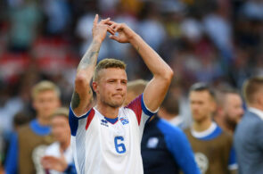 Ragnar Sigurdsson, Island