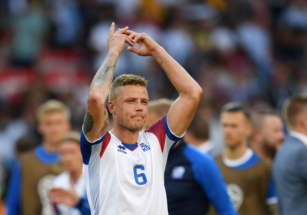 Ragnar Sigurdsson, Island