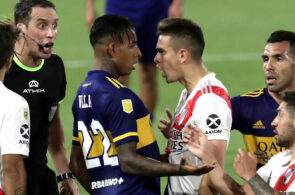 Boca Juniors mod River Plate