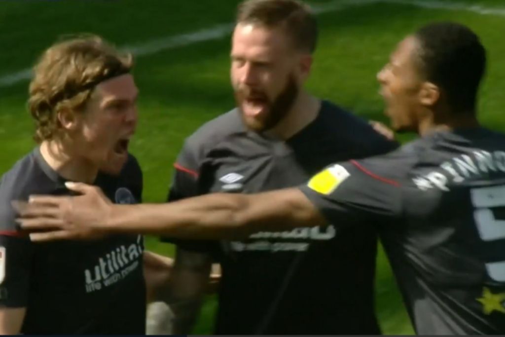 Mads Bech, Brentford