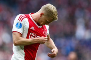 Donny van de Beek, Manchester United