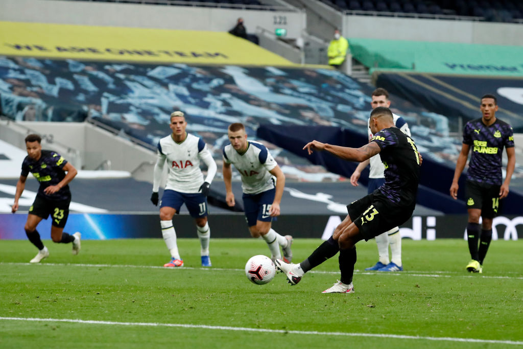 Tottenham Hotspur v Newcastle United - Premier League