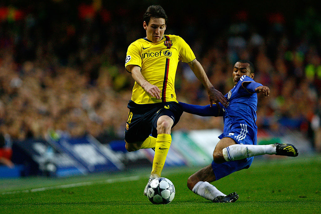 Lionel Messi, Ashley Cole, Chelsea