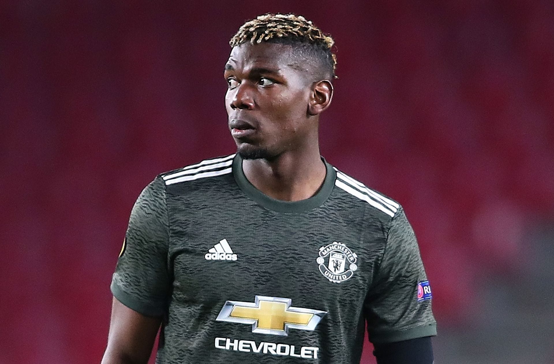 Pogba yet to receive renewal offer from Manchester United