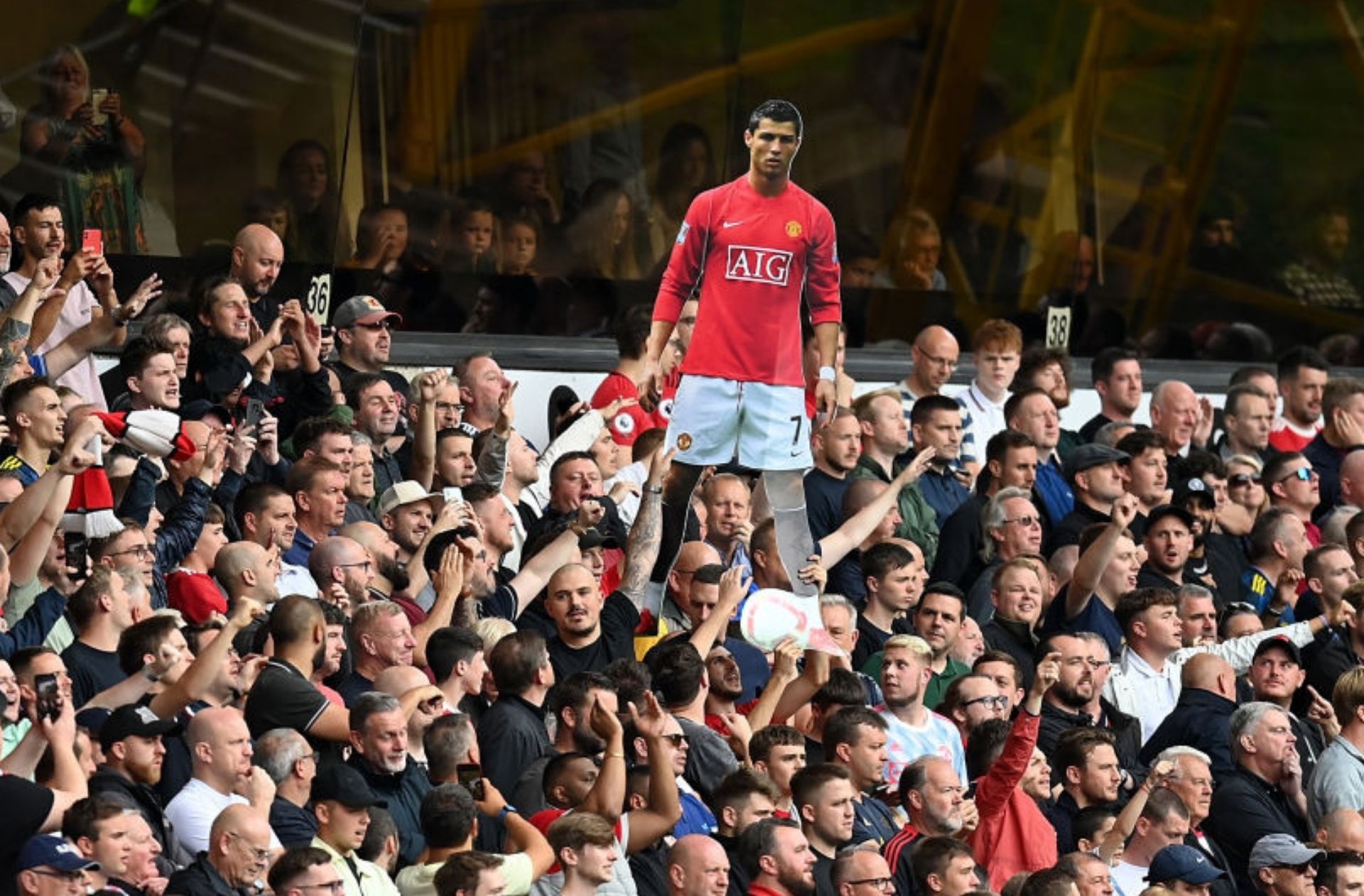  Viva Ronaldo Manchester United Fans Players Celebrate CR7 s Return