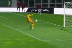 crazy own goal by Moroccan goalkeeper
