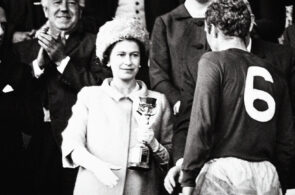 queen elizabeth 1966 World Cup